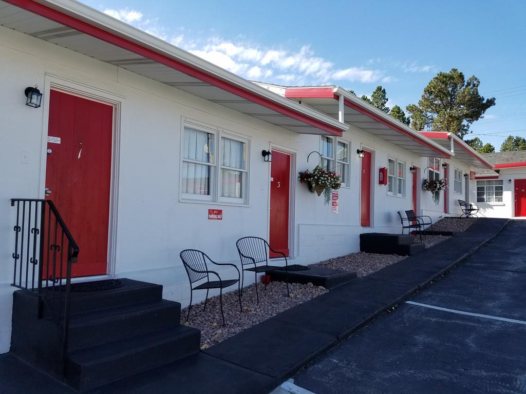 Rocket Motel Custer Exterior foto